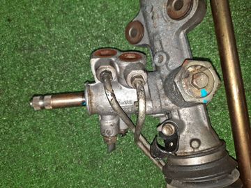 РУЛЕВАЯ РЕЙКА НА HONDA STREAM RN1 D17A