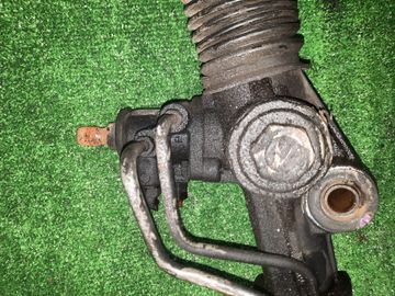 РУЛЕВАЯ РЕЙКА НА TOYOTA HILUX SURF KZN185W 1KZ-TE