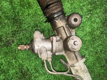 РУЛЕВАЯ РЕЙКА НА TOYOTA ESTIMA ACR30W 2AZ-FE