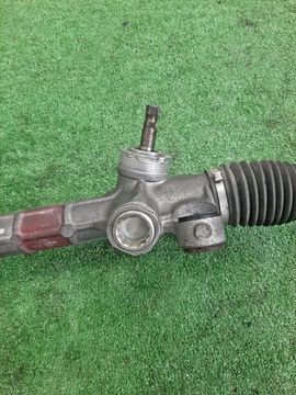 РУЛЕВАЯ РЕЙКА НА TOYOTA ISIS ZNM10 1ZZ-FE