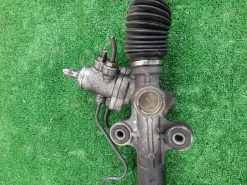 РУЛЕВАЯ РЕЙКА НА MITSUBISHI CHARIOT GRANDIS N84W 4G64