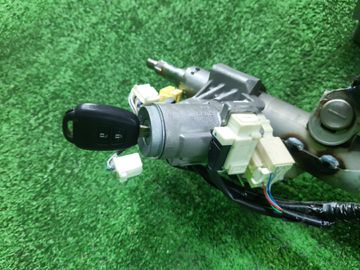 РУЛЕВАЯ КОЛОНКА НА TOYOTA PROBOX NCP160V