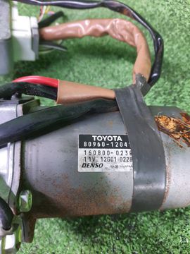РУЛЕВАЯ КОЛОНКА НА TOYOTA COROLLA NZE121