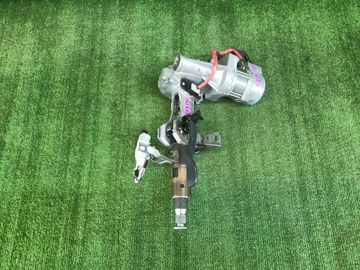 РУЛЕВАЯ КОЛОНКА НА TOYOTA YARIS MXPH10