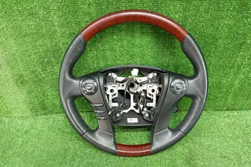 РУЛЬ НА TOYOTA SAI AZK10