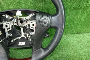 РУЛЬ НА TOYOTA SAI AZK10