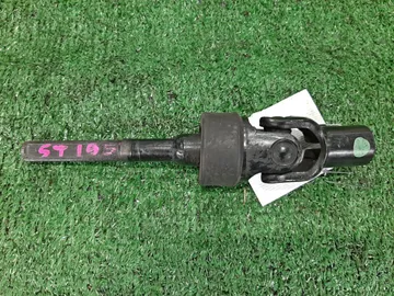 РУЛЕВОЙ КАРДАНЧИК НА TOYOTA CARINA ST195 3S-FE