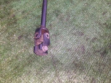 РУЛЕВОЙ КАРДАНЧИК НА MAZDA BONGO SK82V F8