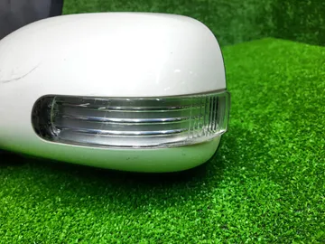 ЗЕРКАЛО НА TOYOTA ISIS ZNM10W