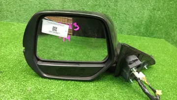 ЗЕРКАЛО НА HONDA VEZEL RU3
