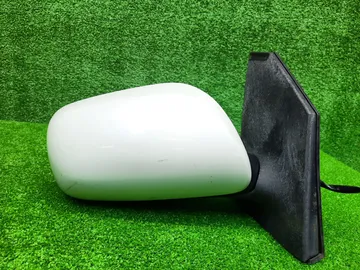 ЗЕРКАЛО НА TOYOTA COROLLA  AXIO NZE141