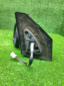 ЗЕРКАЛО НА TOYOTA AVENSIS AZT250