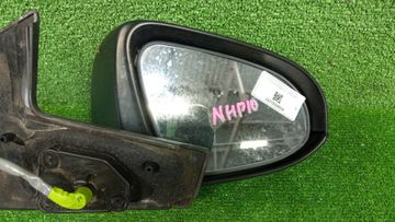 ЗЕРКАЛО НА TOYOTA AQUA NHP10
