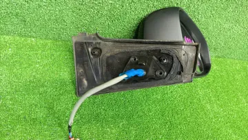 ЗЕРКАЛО НА TOYOTA VITZ NCP131