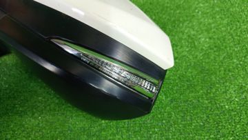 ЗЕРКАЛО НА TOYOTA NOAH ZRR80G