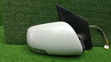 ЗЕРКАЛО НА TOYOTA BELTA SCP92