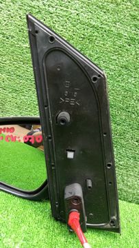 ЗЕРКАЛО НА TOYOTA ISIS ZGM10W