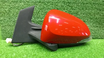 ЗЕРКАЛО НА TOYOTA AQUA NHP10