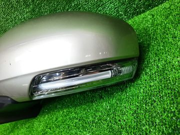 ЗЕРКАЛО НА TOYOTA PASSO KGC30