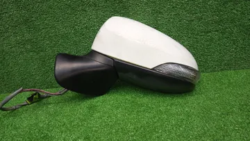 ЗЕРКАЛО НА TOYOTA COROLLA FIELDER NZE161G