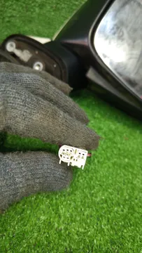 ЗЕРКАЛО НА TOYOTA WISH ZGE20W