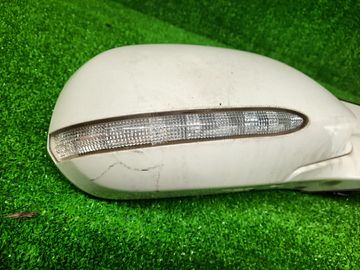ЗЕРКАЛО НА HONDA INSPIRE UC1