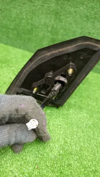 ЗЕРКАЛО НА TOYOTA COROLLA NZE121 