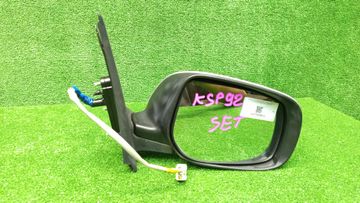 ЗЕРКАЛО НА TOYOTA BELTA SCP92
