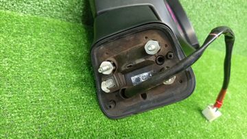 ЗЕРКАЛО НА TOYOTA SPADE NCP141