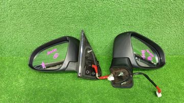 ЗЕРКАЛО НА TOYOTA SPADE NCP141