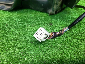 ЗЕРКАЛО НА MITSUBISHI GRANDIS NA4W