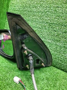 ЗЕРКАЛО НА TOYOTA VOLTZ ZZE136