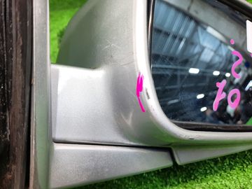 ЗЕРКАЛО НА HONDA SABER UA4