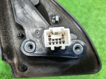 ЗЕРКАЛО НА MITSUBISHI AIRTREK CU2W