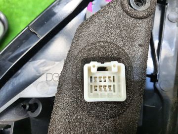 ЗЕРКАЛО НА MAZDA DEMIO DY3W