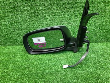 ЗЕРКАЛО НА TOYOTA PRIUS NHW20