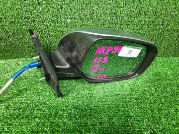 ЗЕРКАЛО НА TOYOTA VITZ NCP91