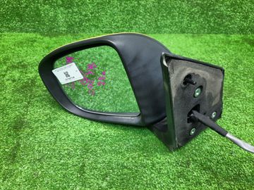 ЗЕРКАЛО НА TOYOTA PIXIS EPOCH LA350A