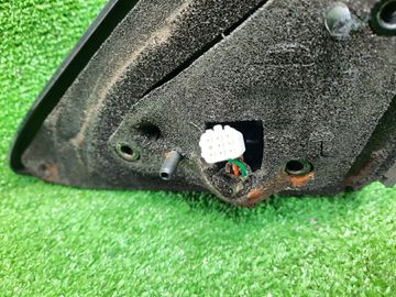 ЗЕРКАЛО НА MAZDA AXELA BLFFW