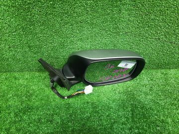 ЗЕРКАЛО НА TOYOTA AVENSIS AZT251