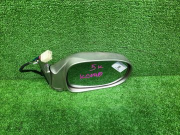 ЗЕРКАЛО НА TOYOTA HIACE REGIUS KCH40G