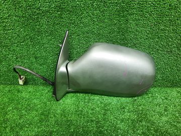 ЗЕРКАЛО НА TOYOTA HIACE REGIUS KCH40G