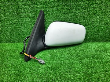 ЗЕРКАЛО НА NISSAN BLUEBIRD EU14