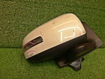 ЗЕРКАЛО НА NISSAN ROOX B44A