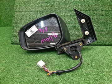 ЗЕРКАЛО НА NISSAN ROOX B44A