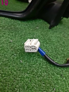 ЗЕРКАЛО НА TOYOTA YARIS MXPH10