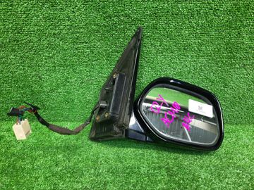 ЗЕРКАЛО НА TOYOTA GAIA ACM10