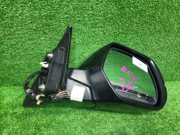 ЗЕРКАЛО НА HONDA VEZEL RU4