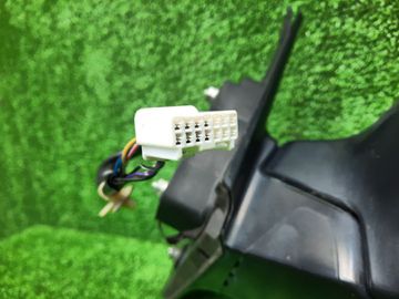 ЗЕРКАЛО НА HONDA VEZEL RU4