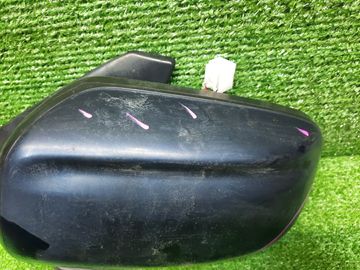 ЗЕРКАЛО НА MAZDA FAMILIA BJ5W